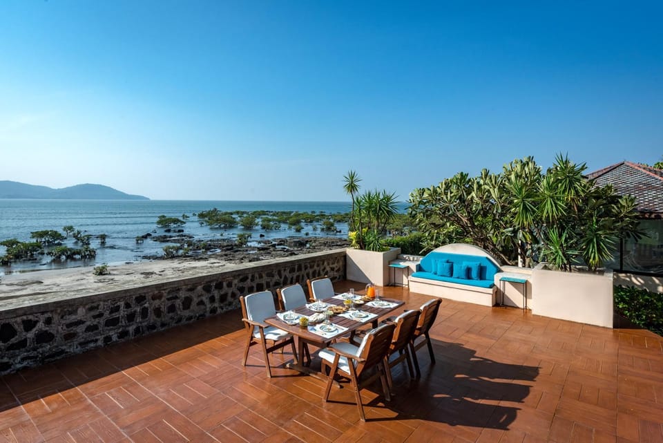 Patio, Beach, Sea view