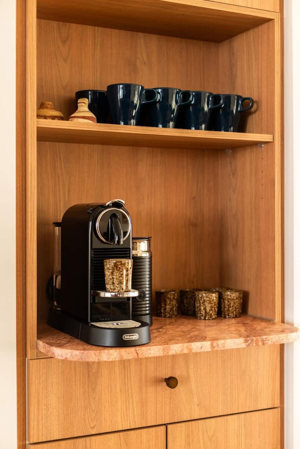 Coffee/tea facilities, Kitchen or kitchenette, minibar