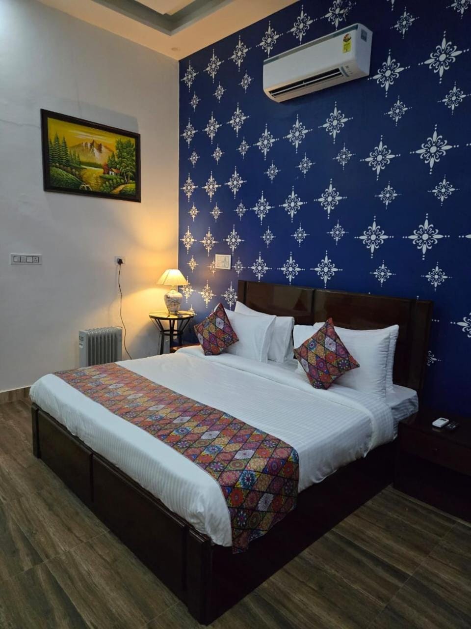 View (from property/room), Photo of the whole room, Bedroom
