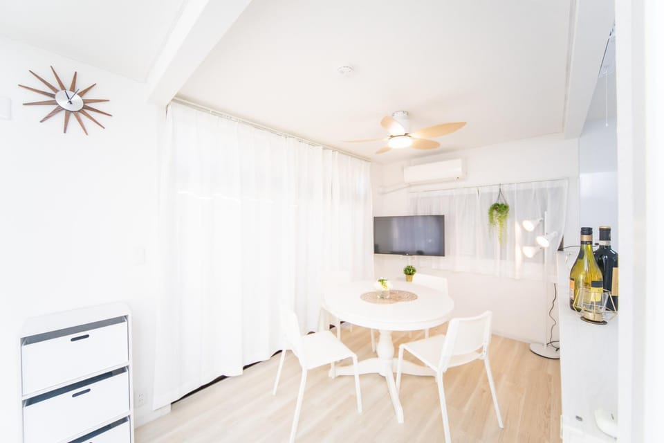 TV and multimedia, Dining area