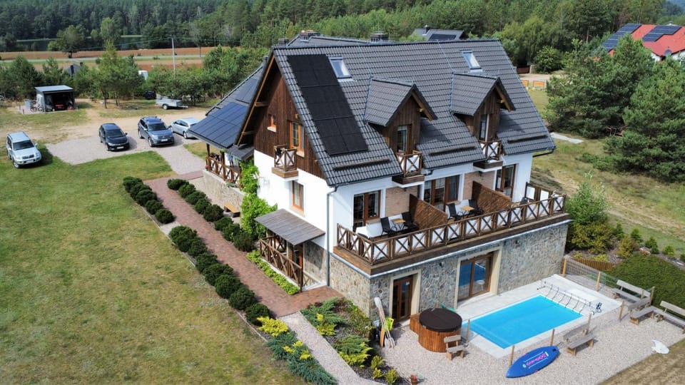 Property building, Bird's eye view, Swimming pool, Parking