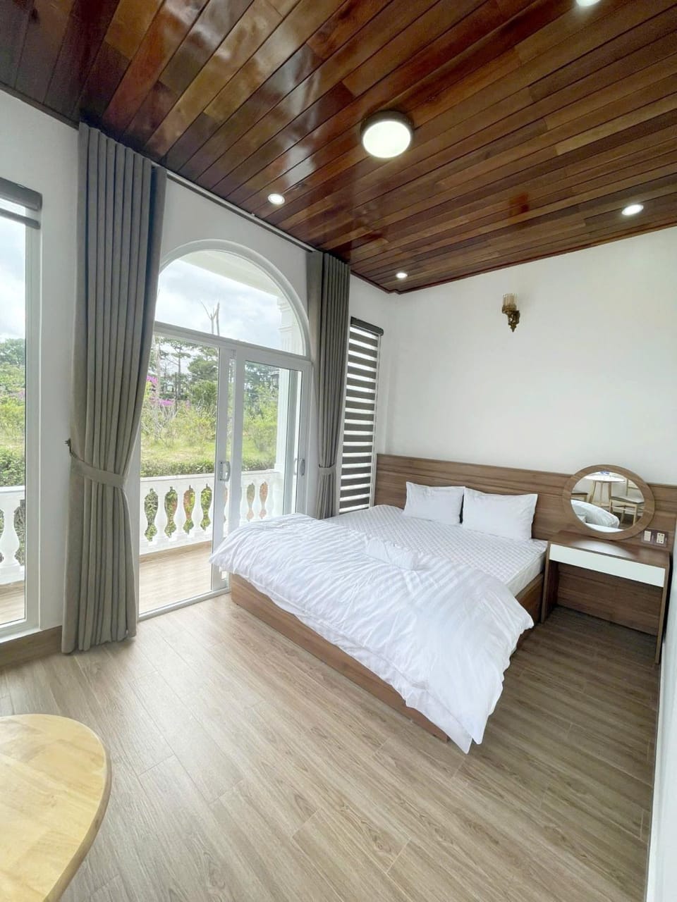 View (from property/room), Balcony/Terrace, Photo of the whole room, Bedroom