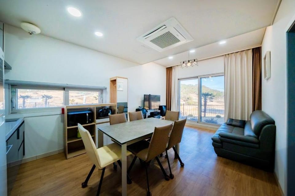 Yeosu Secretgarden Pension Bed and Breakfast in South Korea