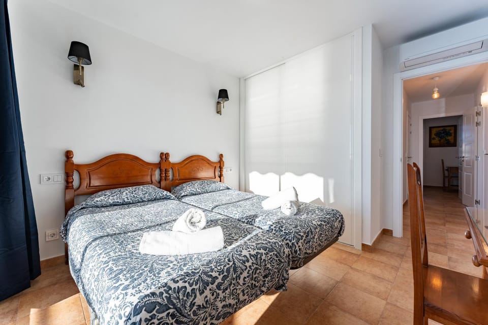 Property building, Living room, Bedroom