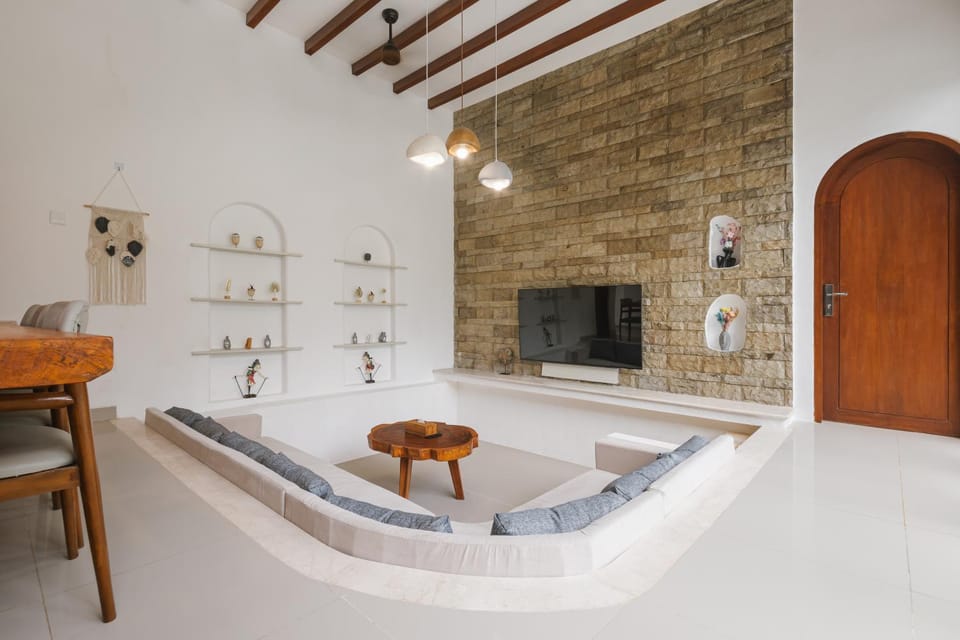 Communal lounge/ TV room, TV and multimedia, Living room