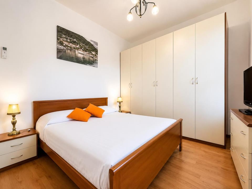 Bed, Bedroom, wardrobe