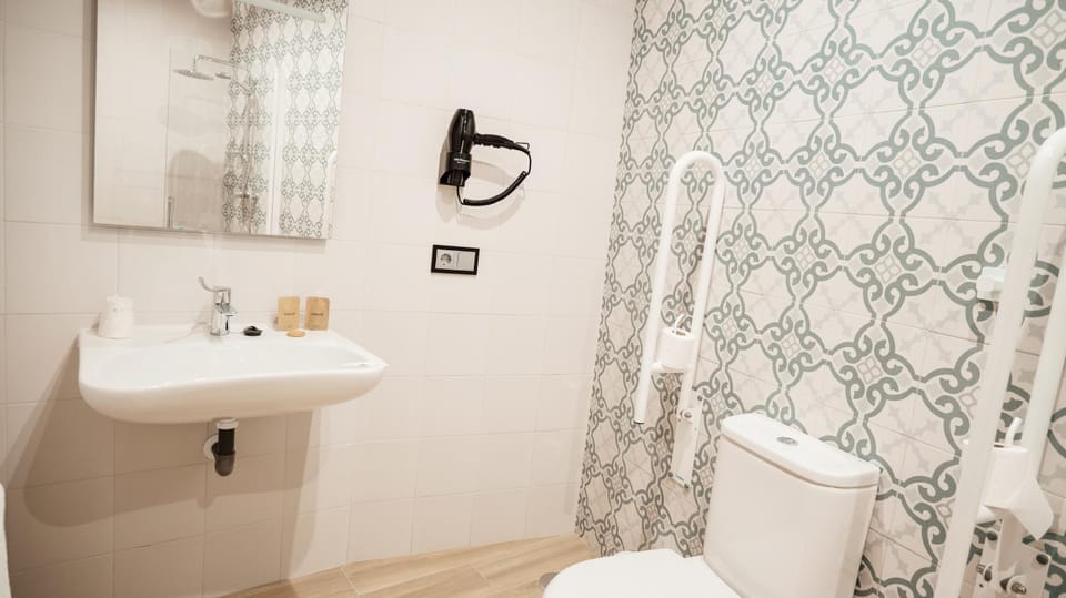 Hostal Central Marmolejo Bed and Breakfast in Andújar