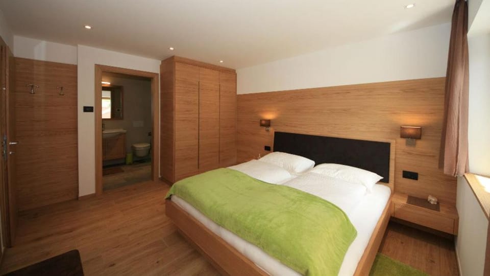 Apartments- La Zipla Apartment in Ortisei