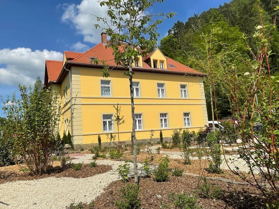Property building, Living room