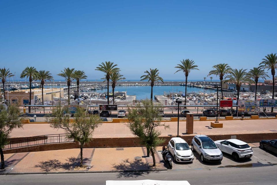 One bedroom apartment next to the port Apartment in Fuengirola