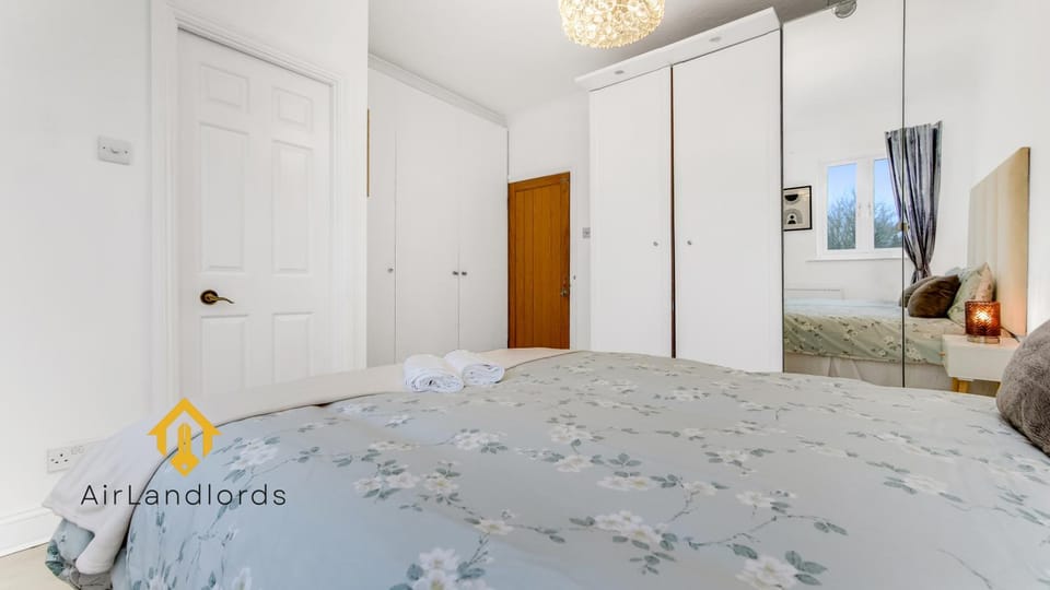 Exclusive 4 Bedroom House in the Heart of Hackney! House in London Borough of Islington