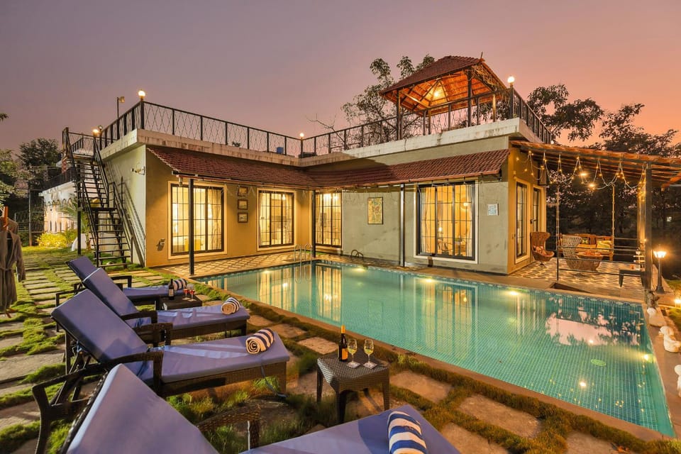 Natural landscape, Pool view, Swimming pool, sunbed