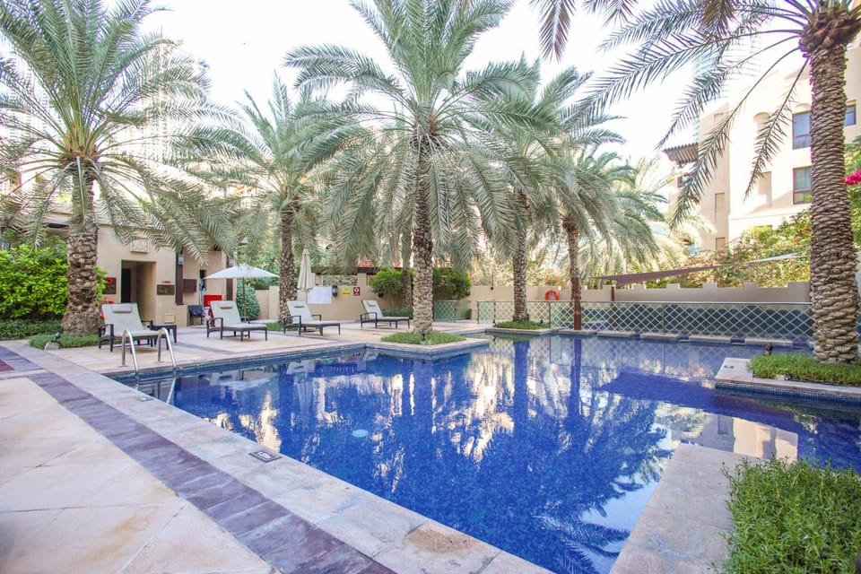 Property building, Spring, Garden view, Pool view, Swimming pool, sunbed