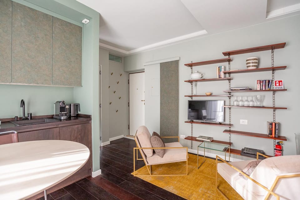 Communal lounge/ TV room, Living room