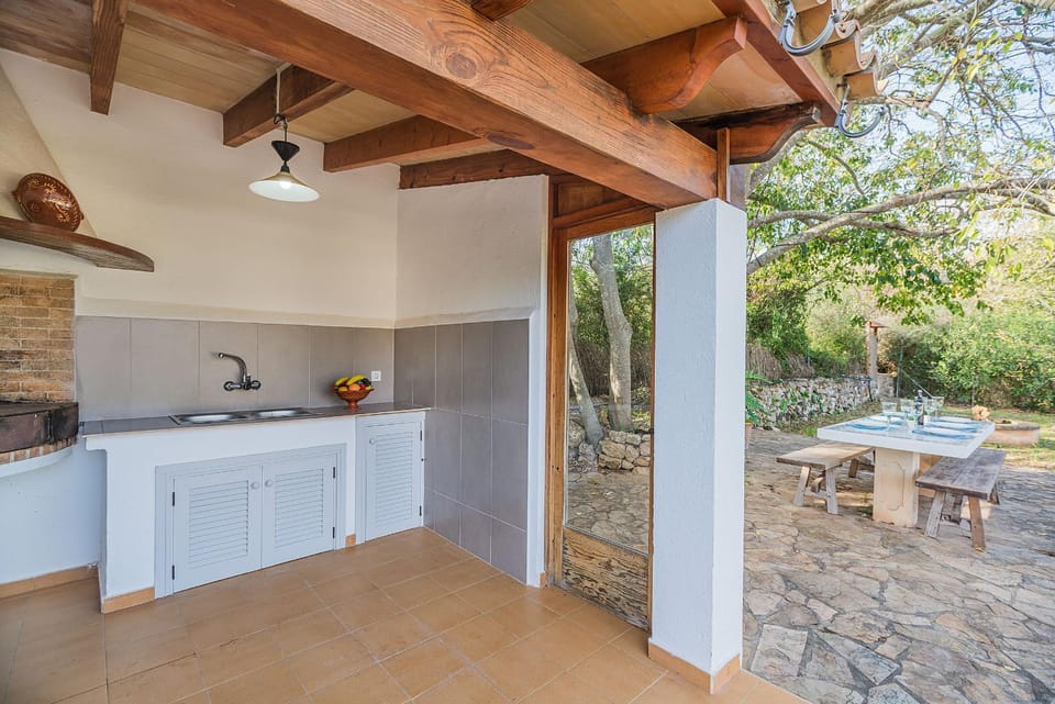 Cuixac d'en Vallori by Sunvillas Mallorca House in Serra de Tramuntana