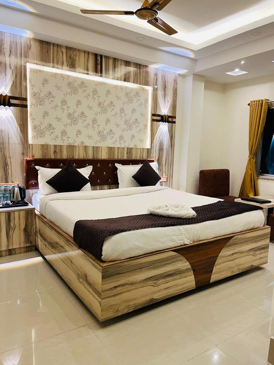 Bed, Bedroom