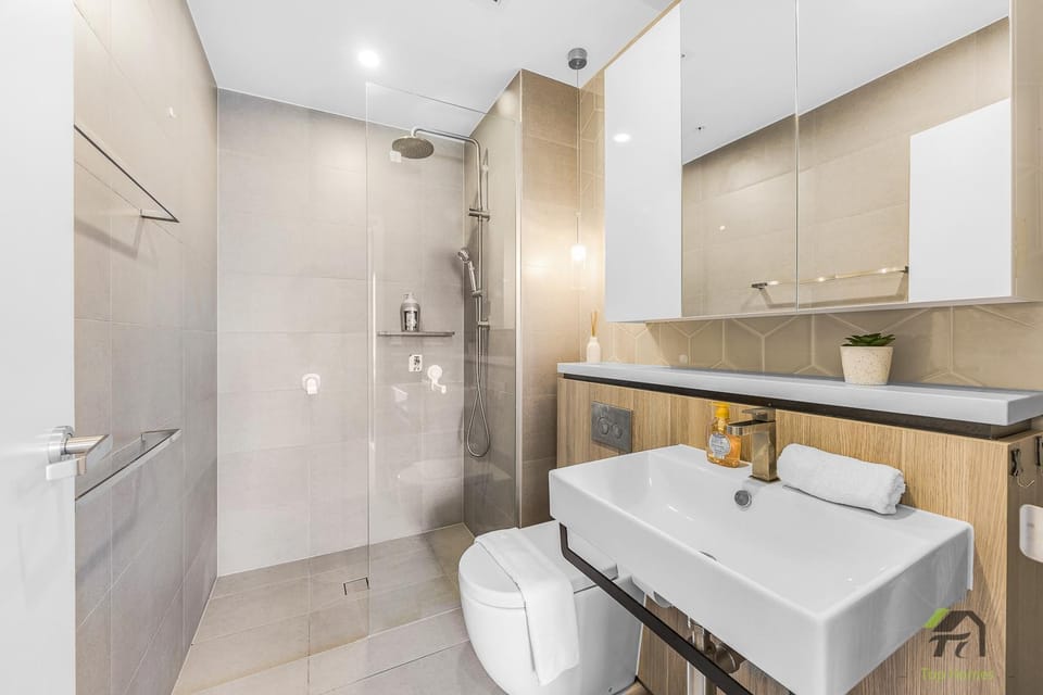 Cozy home in Burwood 2b1b Apartment in Sydney