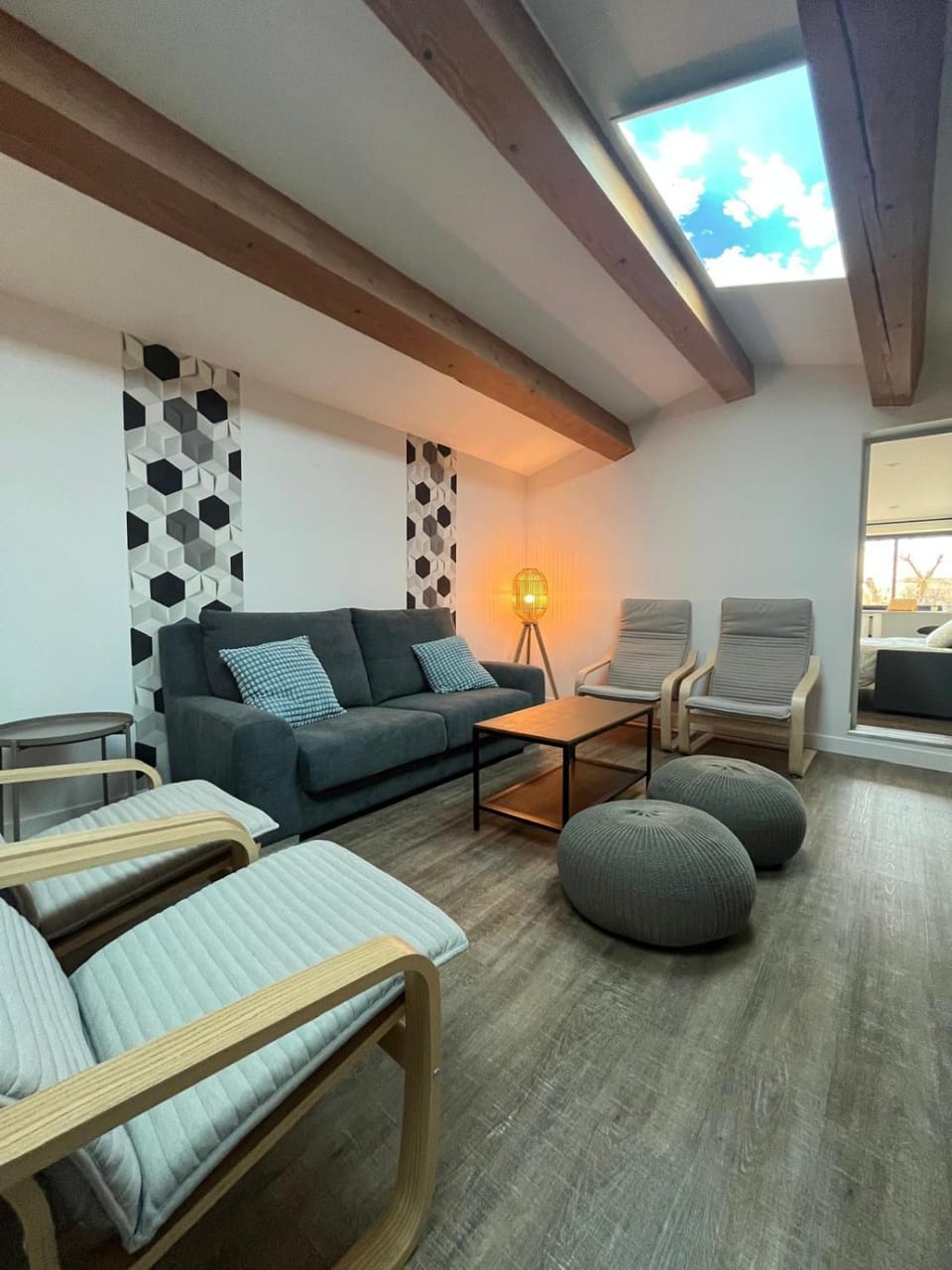 Communal lounge/ TV room, Living room, Seating area