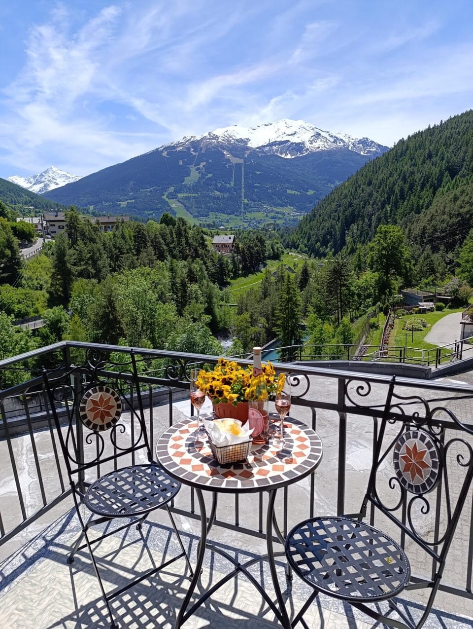 View (from property/room), Balcony/Terrace