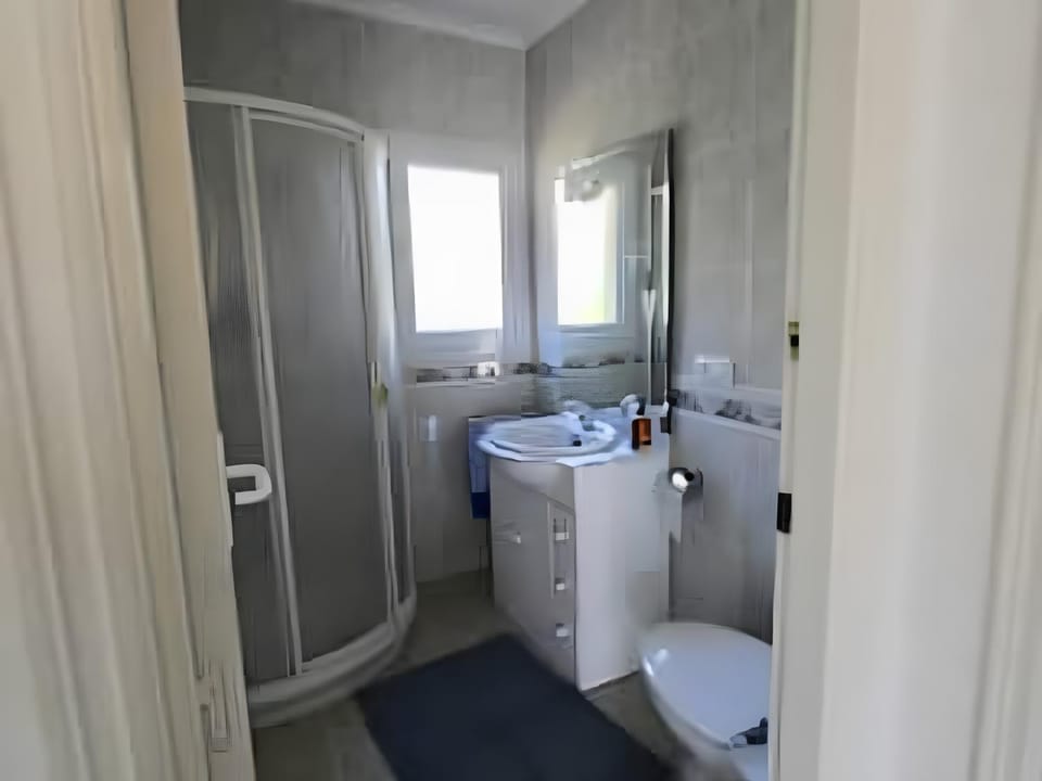 Bathroom, Living room