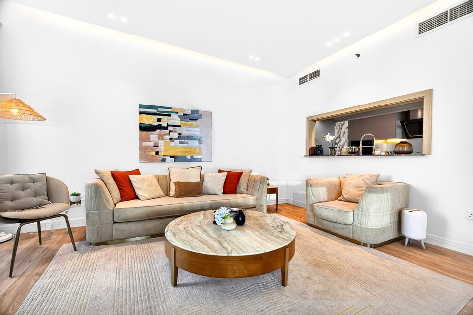Living room, Seating area