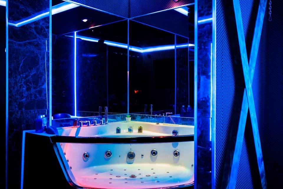 BDSM room Bydgoszcz z jacuzzi dużym tarasem i Balią zewnętrzną Apartment in Greater Poland Voivodeship