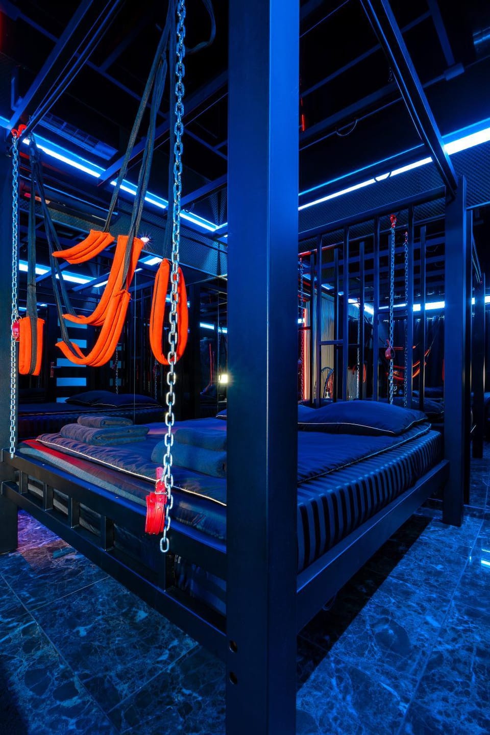 BDSM room Bydgoszcz z jacuzzi dużym tarasem i Balią zewnętrzną Apartment in Greater Poland Voivodeship