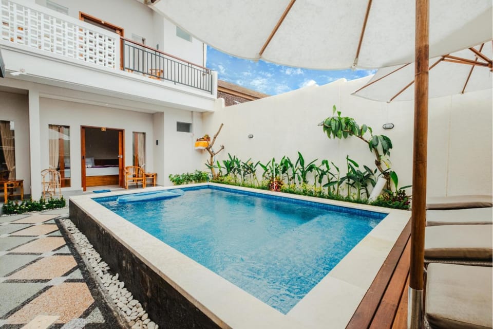 Natural landscape, Pool view, Swimming pool