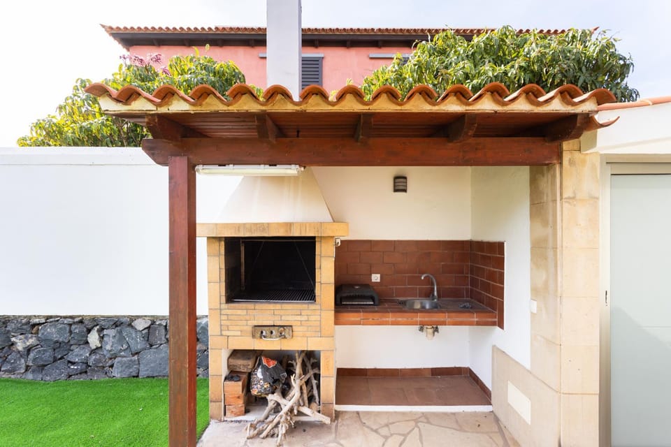 Home2Book Coastal Dream Villa in Tacoronte House in Canary Islands