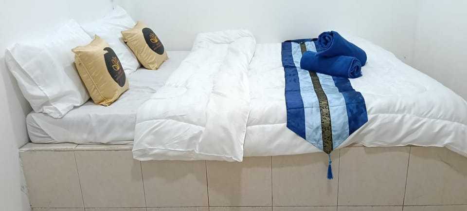 Marine Guest House Encore Hotel in Pattaya City
