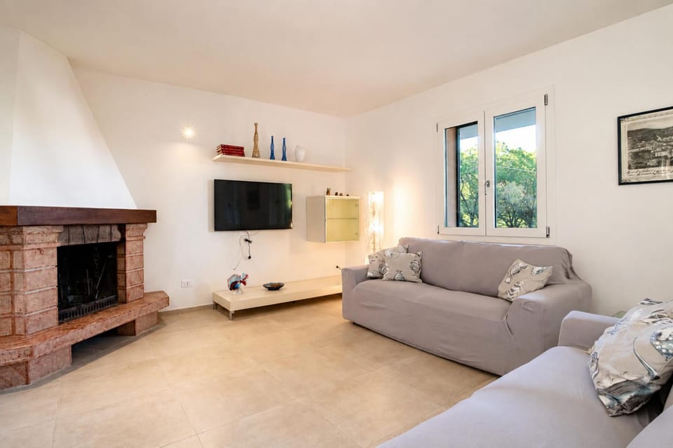 Villa Dei Pini Villa in Porto Azzurro