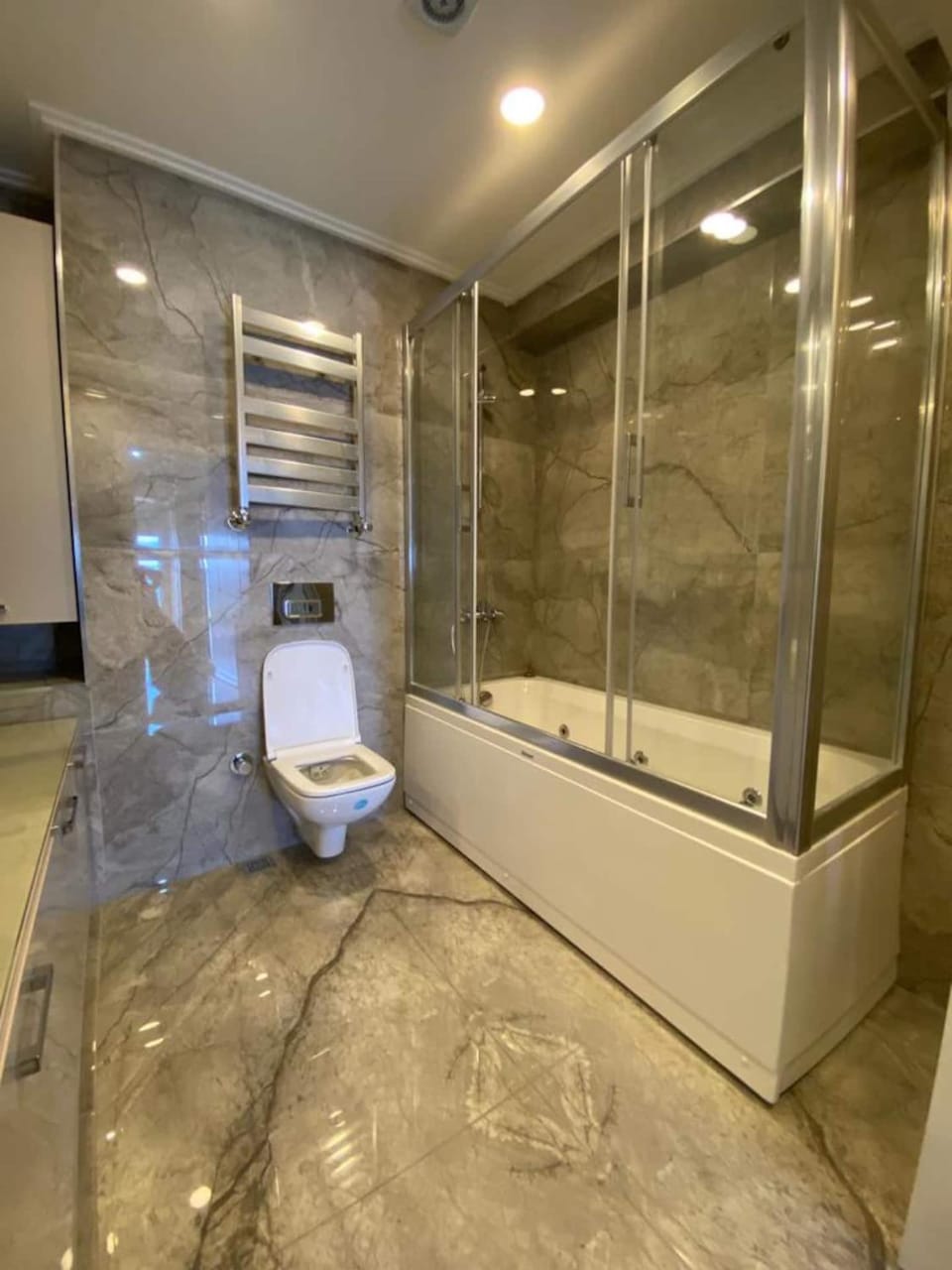 Shower, Toilet, Bathroom