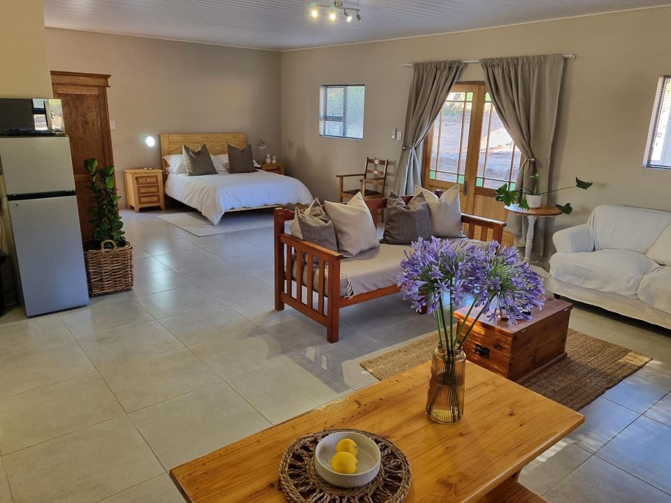 Living room, Bedroom