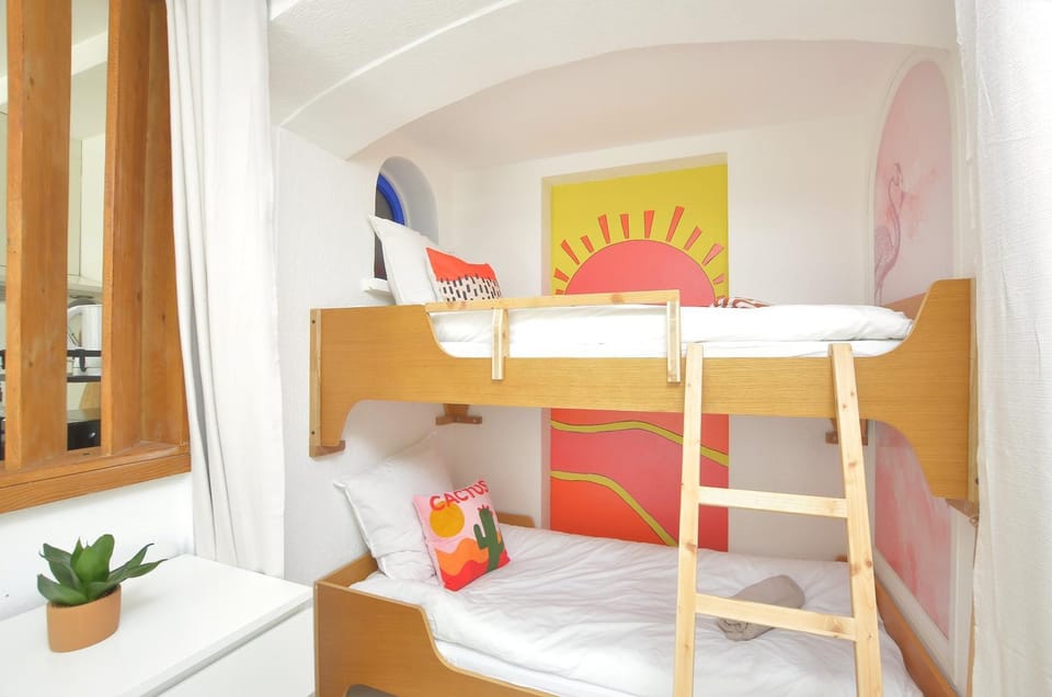 Bed, bunk bed, air conditioner