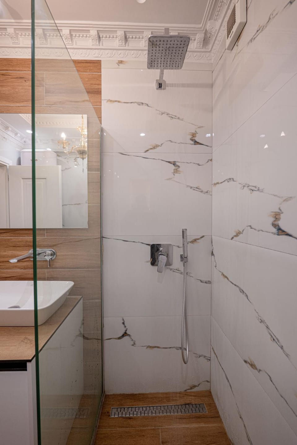 Shower, Bathroom
