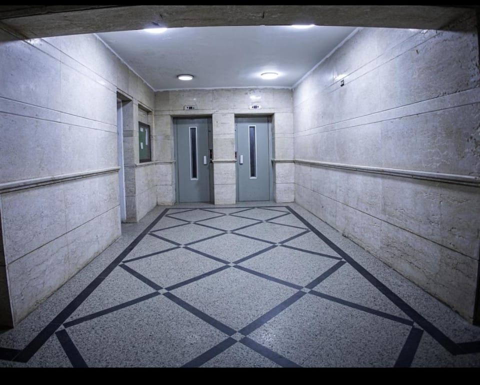 elevator
