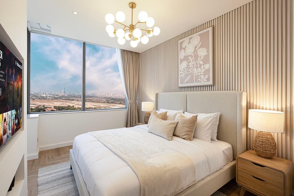 Bed, TV and multimedia, Photo of the whole room, Seating area, Bedroom