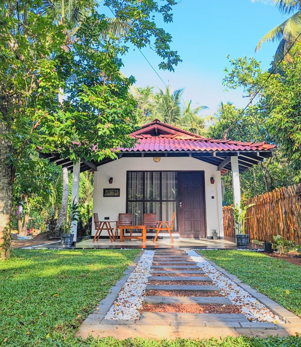 Property building, Natural landscape, Garden