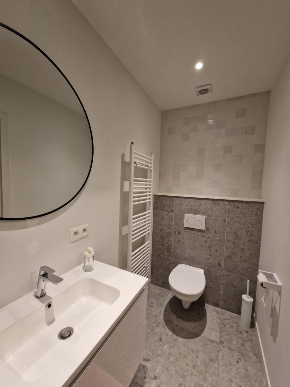 Toilet, Bathroom