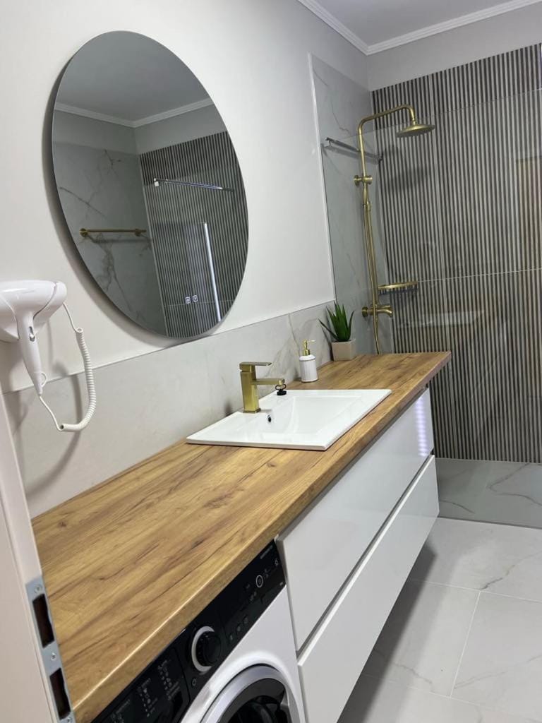 Komarom Luxe Apartment Apartment in Slovakia