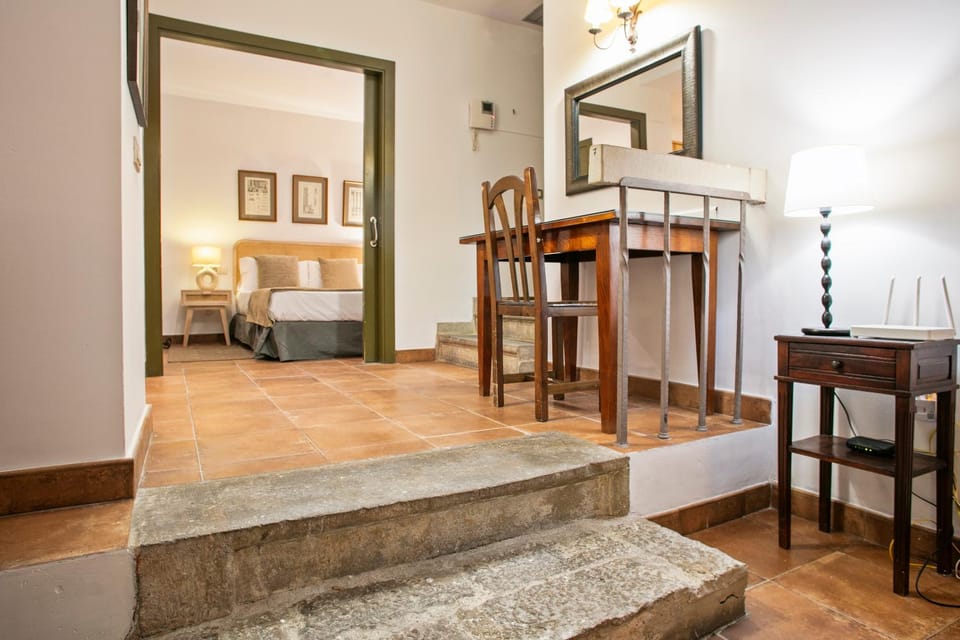 Dining area, Bedroom