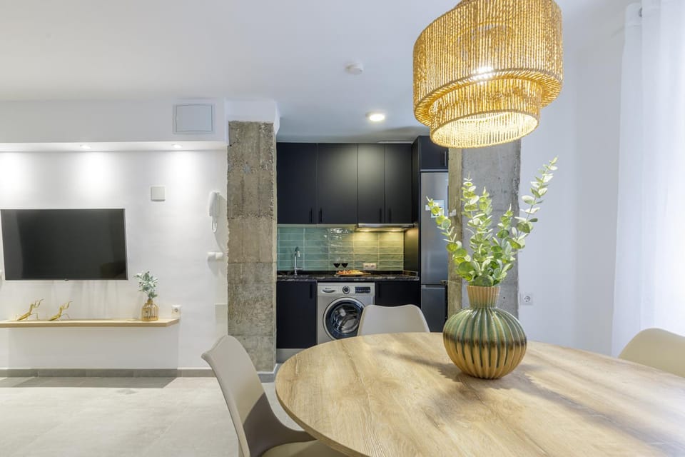 TV and multimedia, Kitchen or kitchenette, Dining area