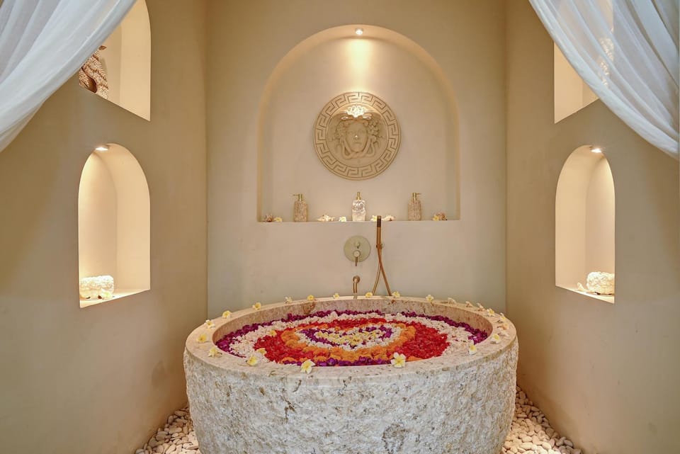 Hot Tub, Bathroom, Spa and wellness centre/facilities