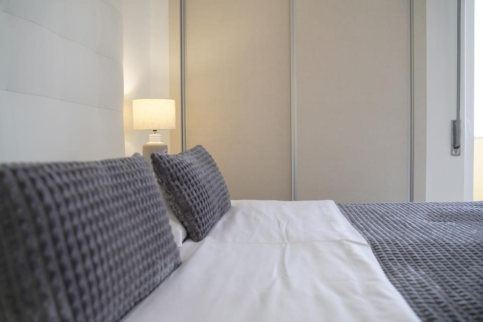 Lovely Home Beira Mar T2 Praia da Rocha Apartment in Portimao