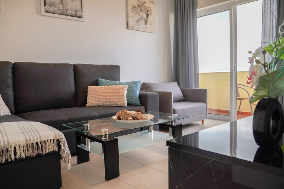 Lovely Home Beira Mar T2 Praia da Rocha Apartment in Portimao