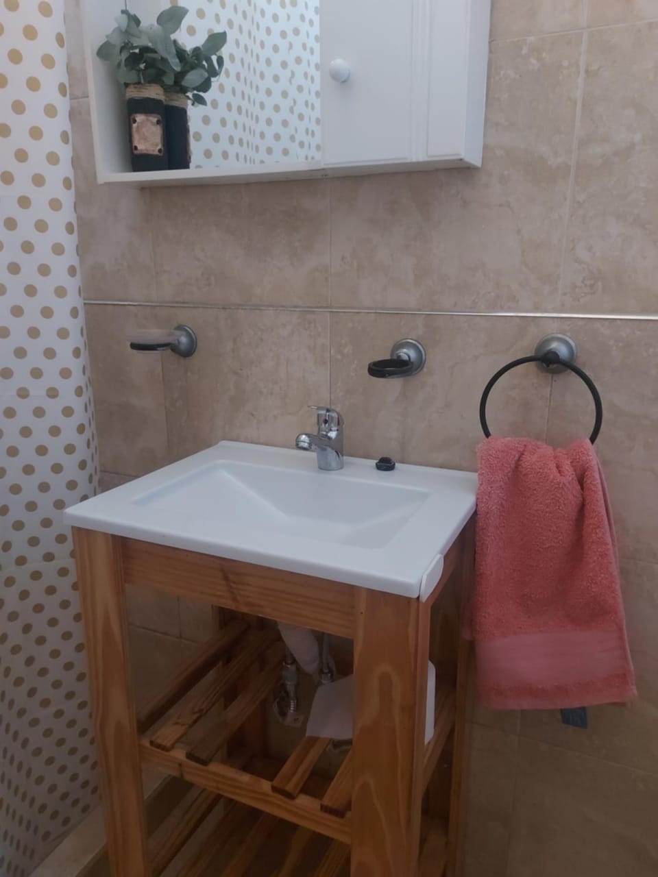 Departamento Economico Cerca Parque Termal Rodo-Hue 4 Apartment in Buenos Aires Province