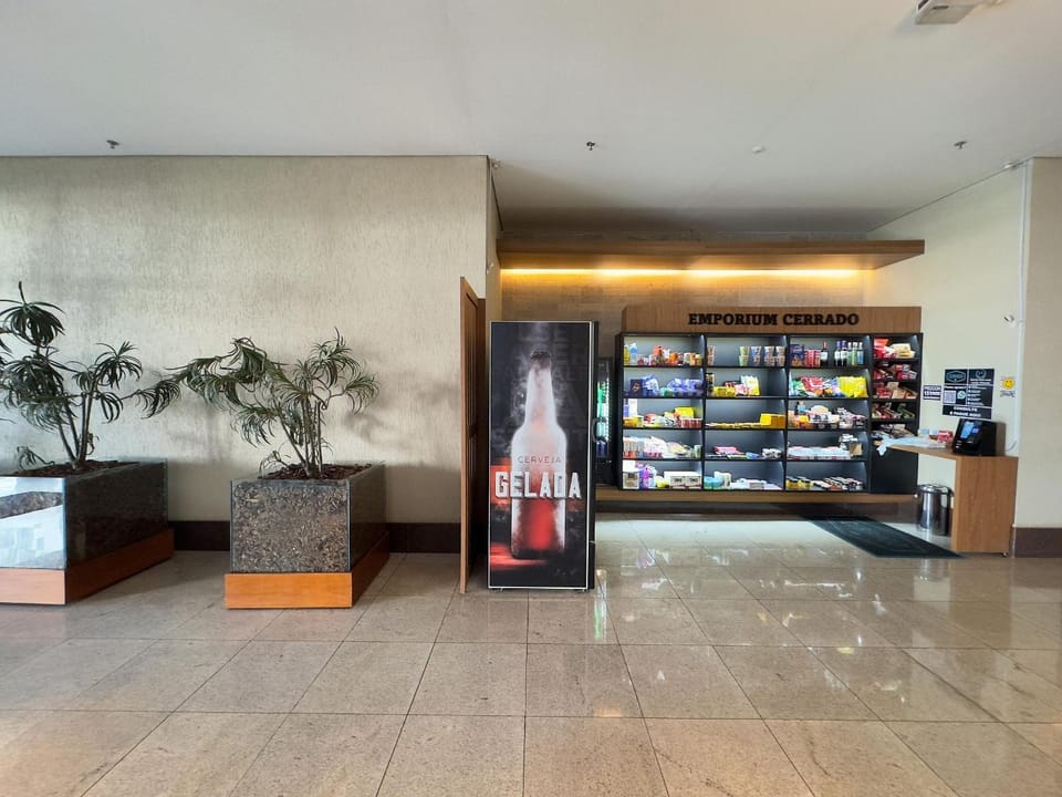Facade/entrance, Supermarket/grocery shop
