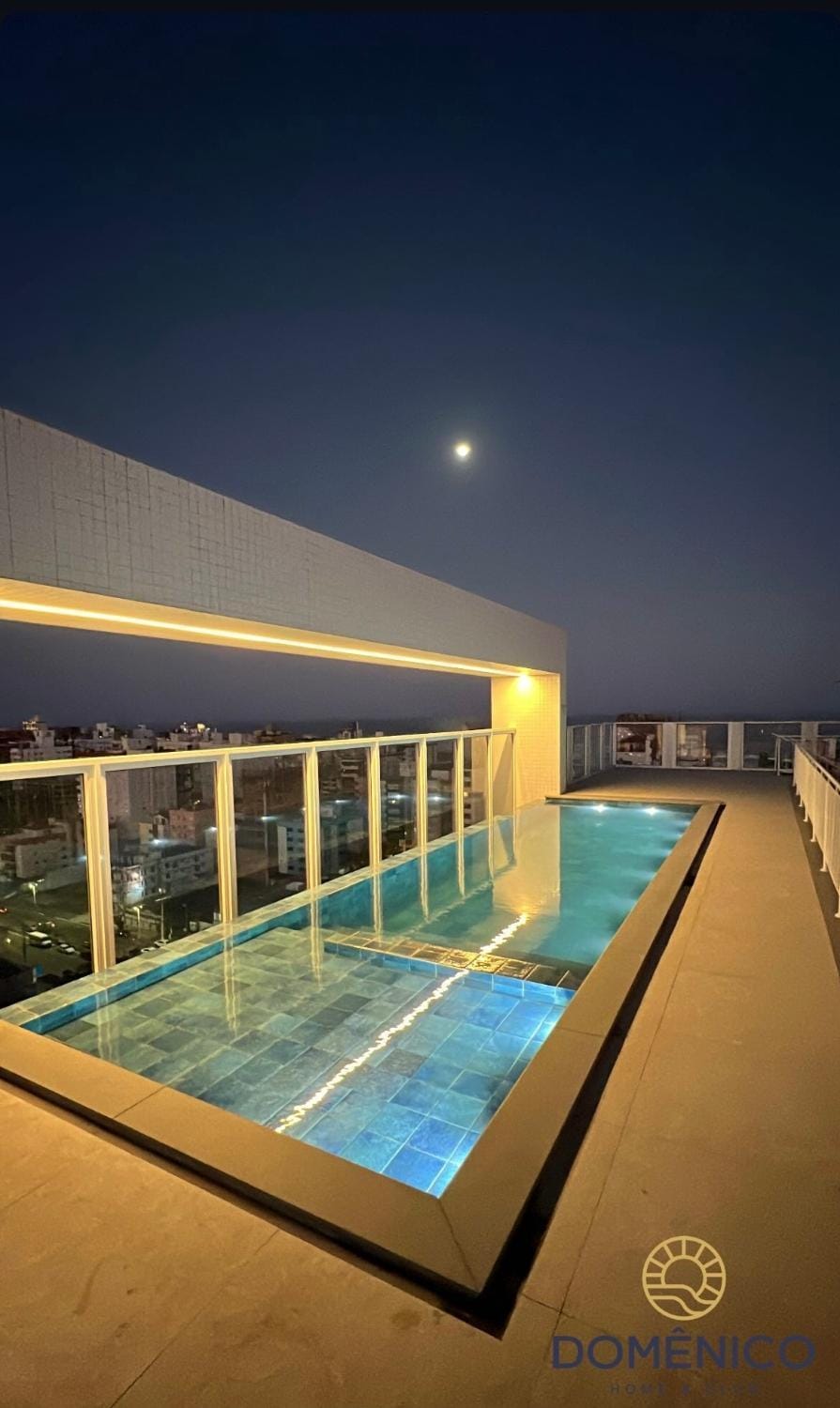 Night, Pool view