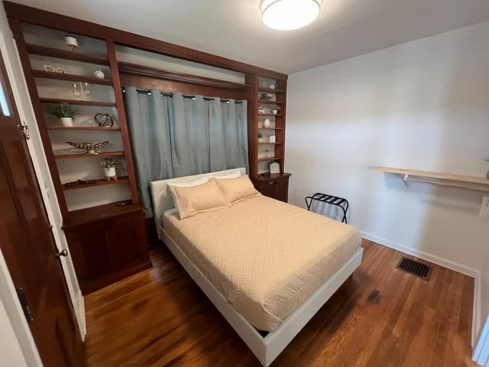 Cozy at Anderson Towne Center House in Ohio