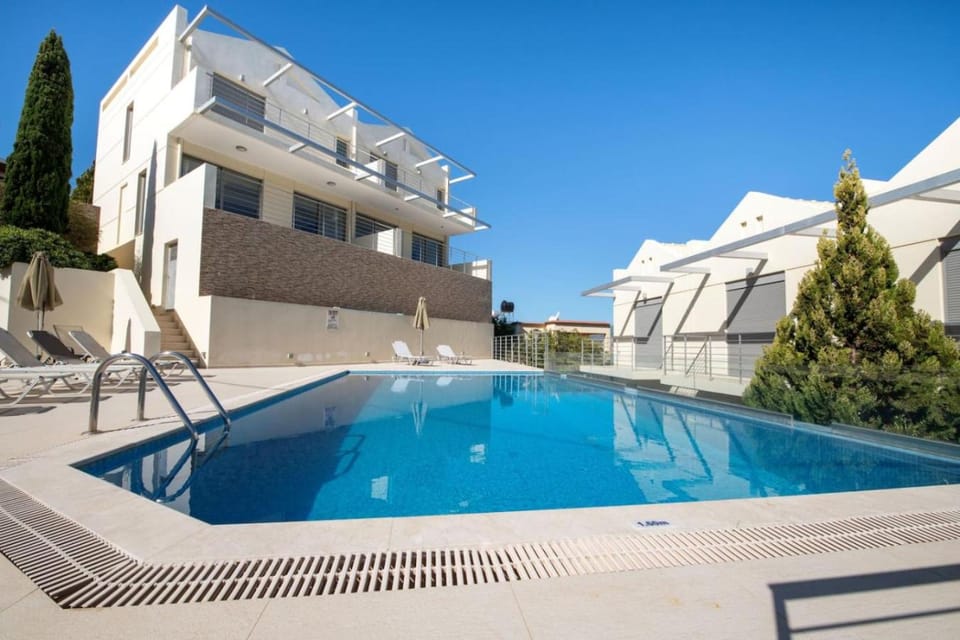 Lucky Seaside Villa House in Almyrida